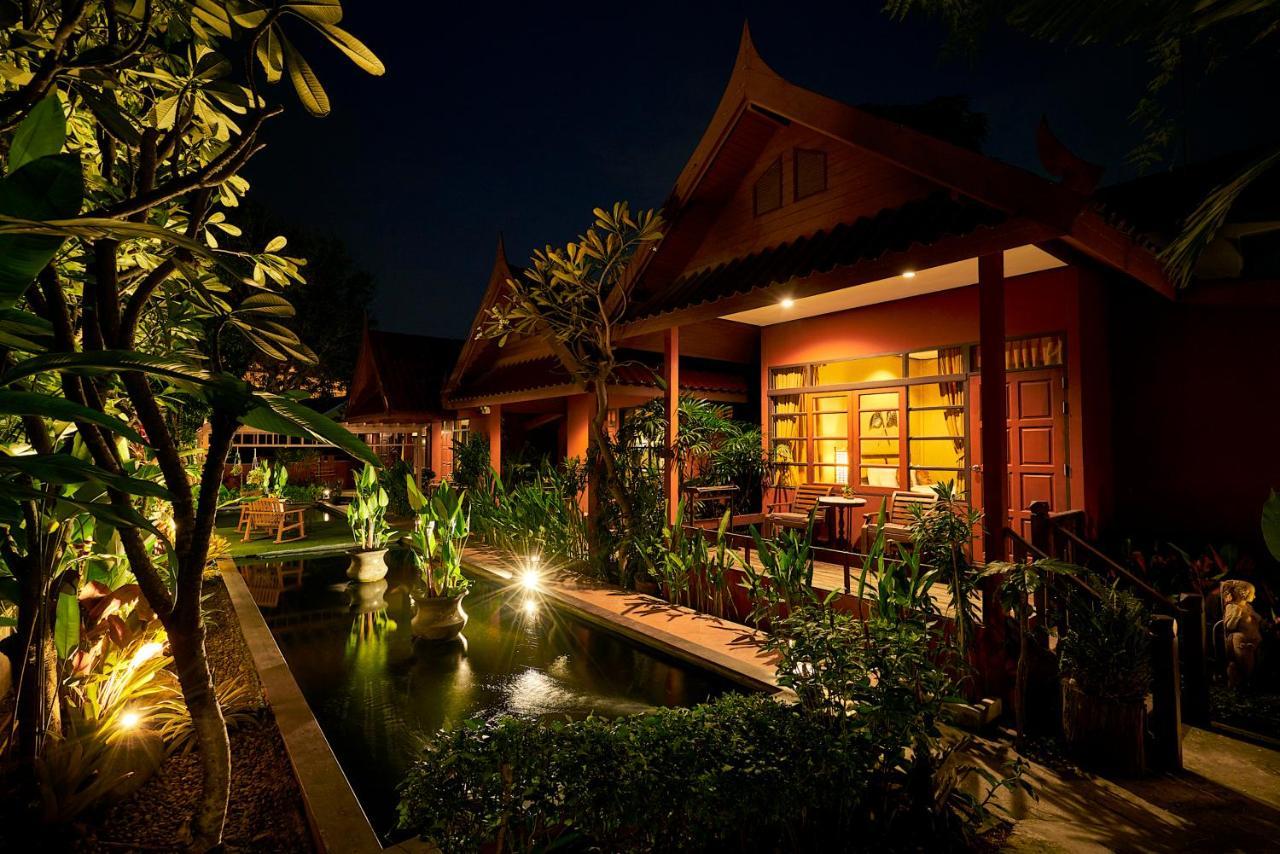 Ruenkanok Thaihouse Resort Хуа Хин Екстериор снимка